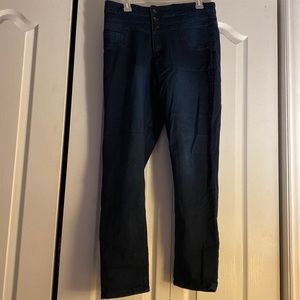 Rue21 women’s dark denim high waist skinny jeans.